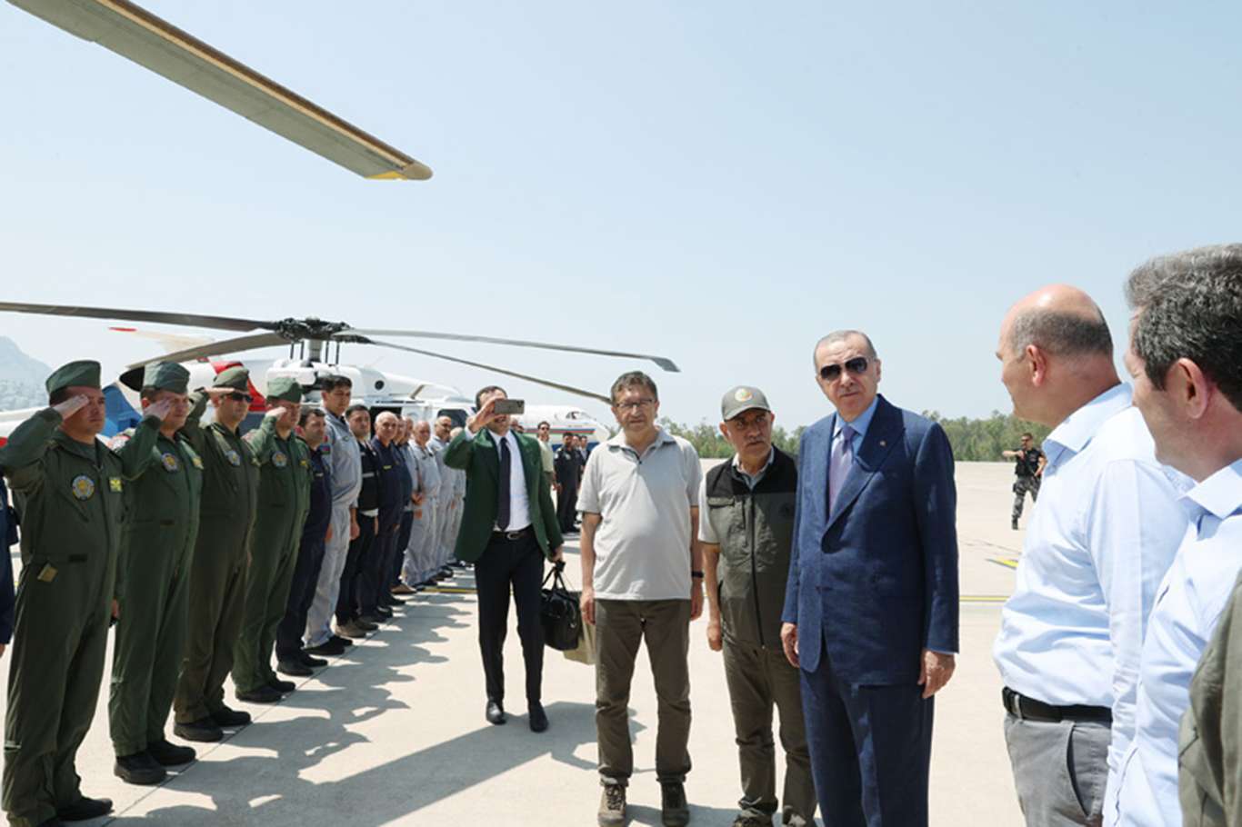 Erdoğan briefed on wildfire in southern Türkiye